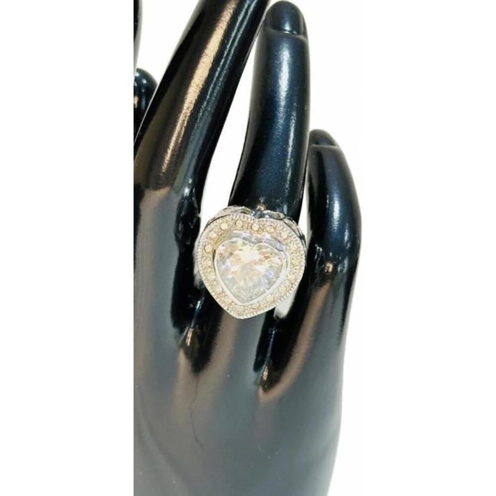 Heart-Shaped Crystal Ring with Rhinestone Accents & Silver Tone Heart Cutouts